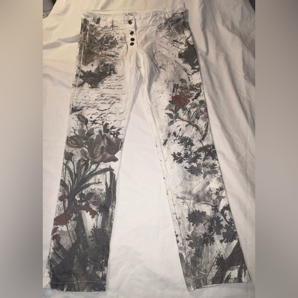 GIGI MODA NWOT Unique Jeans Italian Mosaic Print Size XL (see measurements)